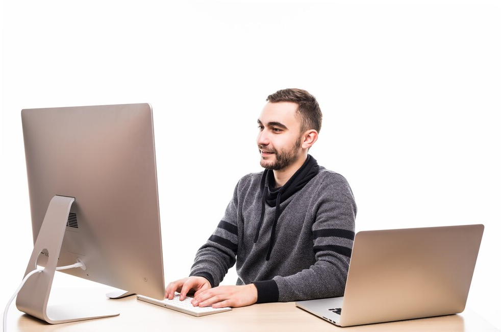 Benefits of Hiring Mac IT Support for Your Business